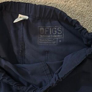 Figs men’s Technical Collection Navy Blue Scrub Pants size medium
